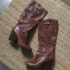 NINE WEST block heel boot